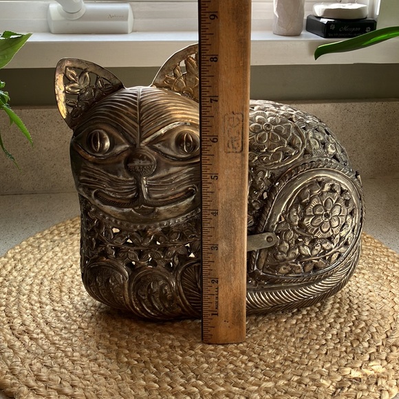 Vintage Raymor Metal Art Cat Sculpture w/ Latched Door Opening - Picture 16 of 16